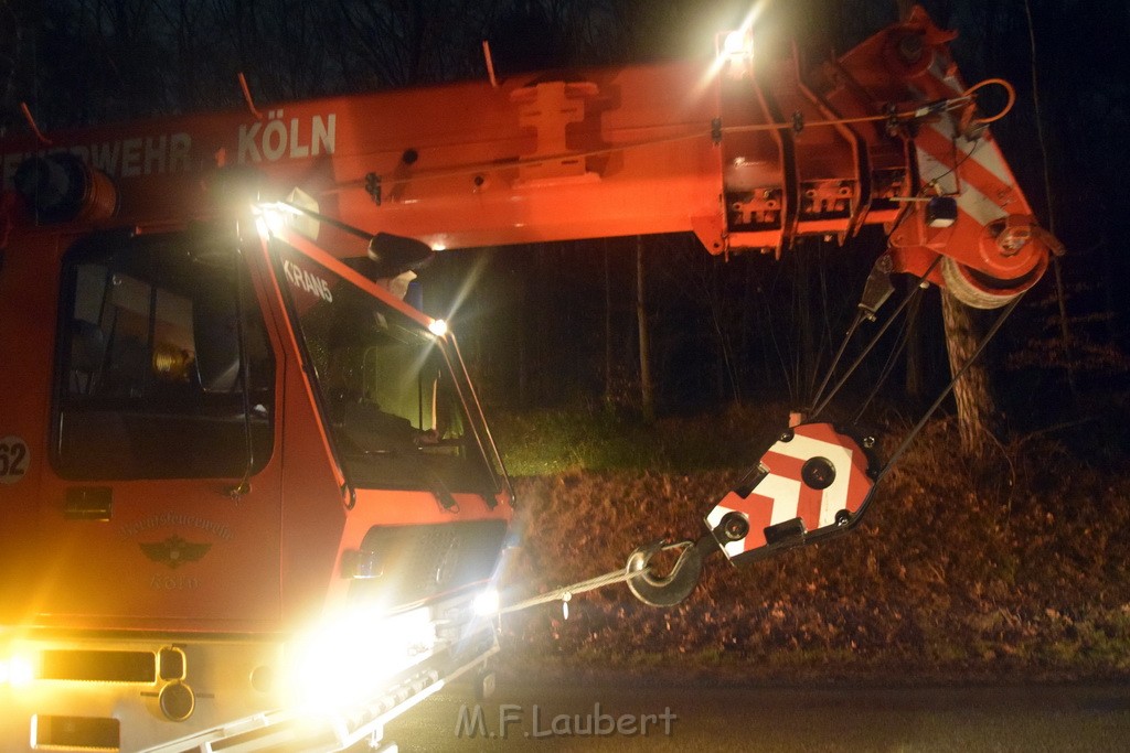 Container LKW umgestuerzt Koeln Brueck Bruecker- Dellbruecker Mauspfad P391.JPG - Miklos Laubert